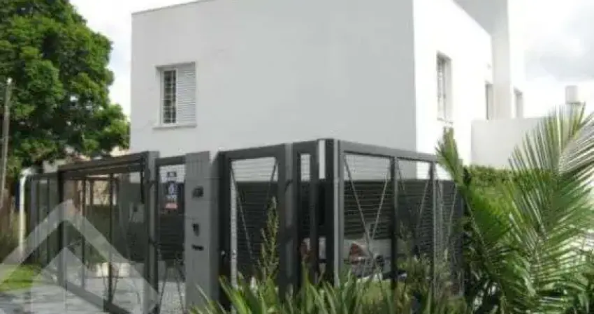 Casa em condomínio fechado com 4 quartos à venda na Rua Alcebíades Antônio dos Santos, 355, Nonoai, Porto Alegre