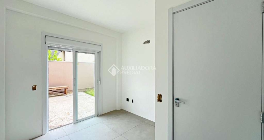 Apartamento com 2 quartos à venda na Rua Nunes, 146, Medianeira, Porto Alegre