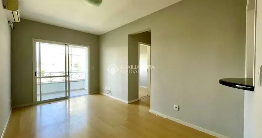 Apartamento com 3 quartos à venda na Rua Xavier da Cunha, 999, Nonoai, Porto Alegre