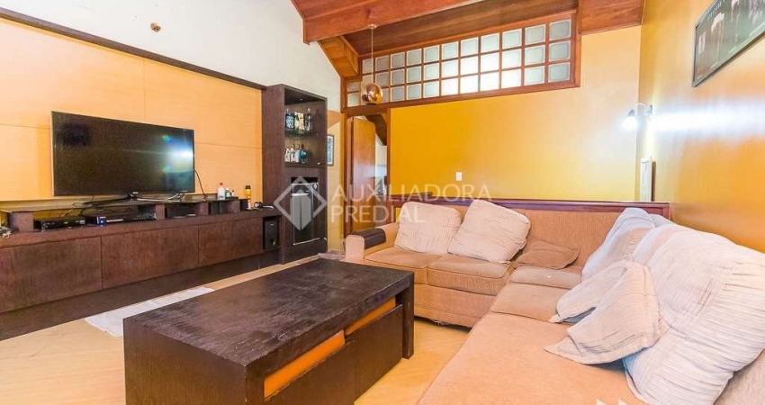 Casa com 3 quartos à venda na Rua Pasteur, 456, Ipanema, Porto Alegre