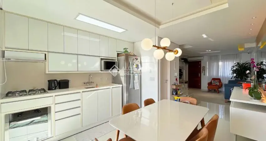 Casa com 3 quartos à venda na Rua Ilari Arlindo Basei, 81, Guarujá, Porto Alegre