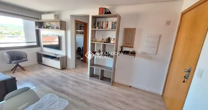 Apartamento com 2 quartos à venda na Travessa Escobar, 193, Camaquã, Porto Alegre