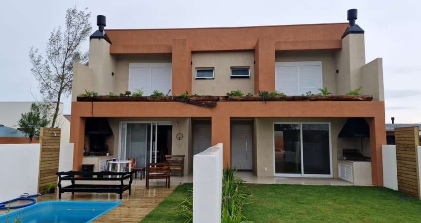 Casa com 3 quartos à venda na Heitor Villa Lobos, 359, Arpoador, Xangri-Lá