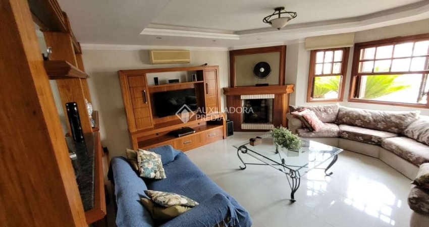 Casa com 3 quartos à venda na Rua Adão Pinheiro da Silva, 255, Ipanema, Porto Alegre