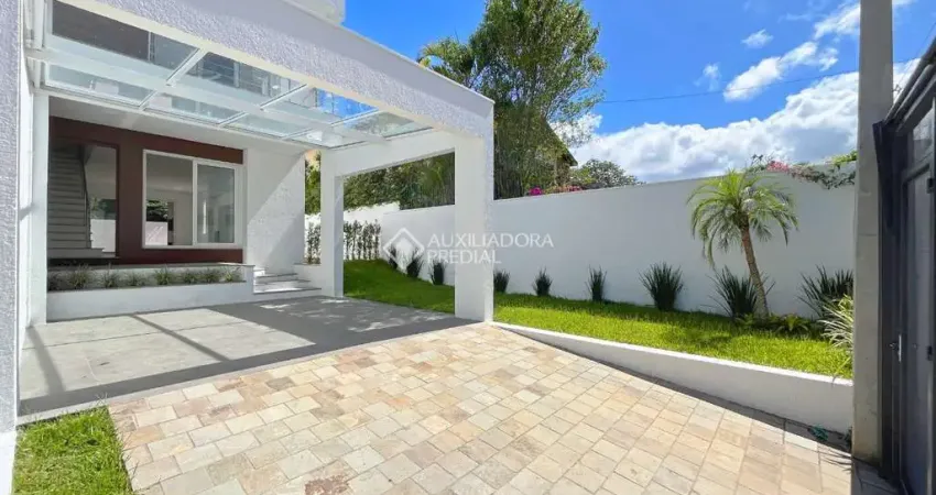 Casa com 3 quartos à venda na Rua Padre João Batista Reus, 366, Vila Conceição, Porto Alegre