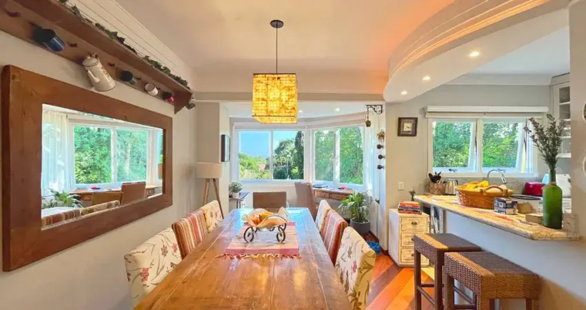 Casa em condomínio fechado com 4 quartos à venda na Rua Chiriguano, 35, Vila Assunção, Porto Alegre