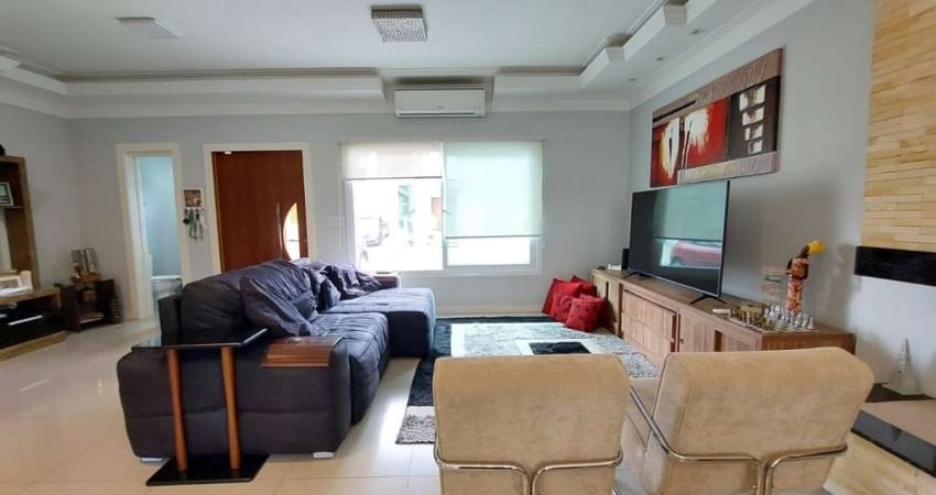 Casa em condomínio fechado com 3 quartos à venda na Rua Eroni Soares Machado, 300, Hípica, Porto Alegre