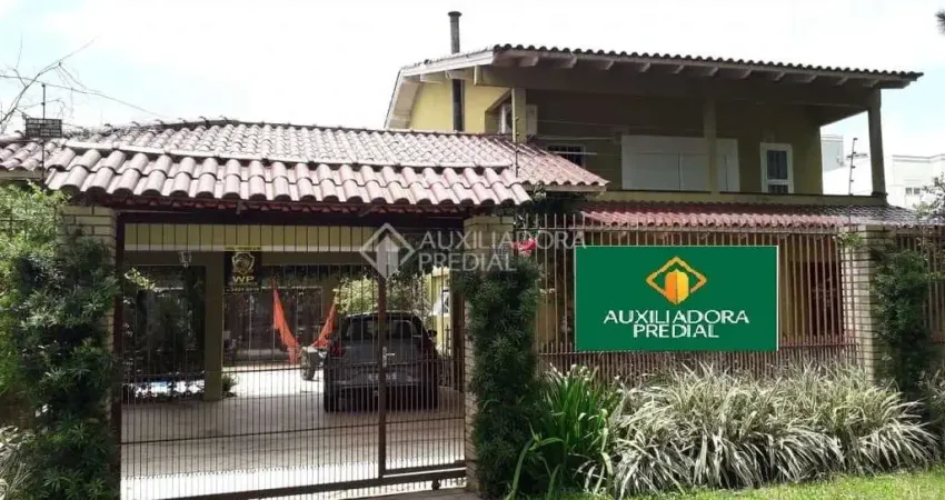 Casa com 4 quartos à venda na Avenida Perimetral, 399, Centro, Guaíba