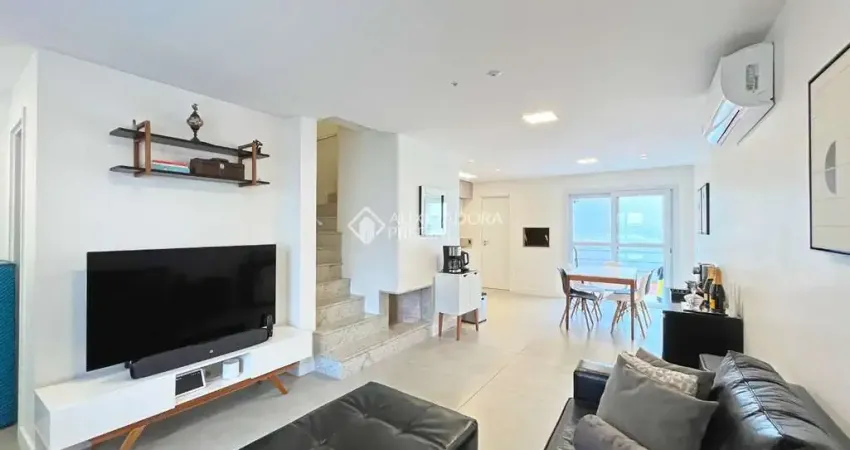 Casa em condomínio fechado com 3 quartos à venda na Estrada João Salomoni, 500, Vila Nova, Porto Alegre