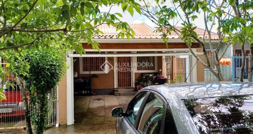 Casa com 2 quartos à venda na Rua do Schneider, 1084, Hípica, Porto Alegre