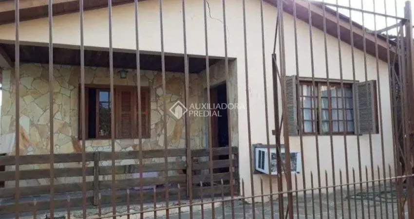 Casa com 2 quartos à venda na Rua Upamaroti, 473, Cristal, Porto Alegre