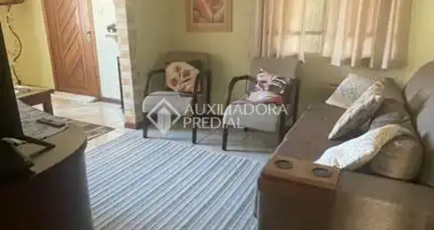 Casa com 2 quartos à venda na Rua Saldanha da Gama, 58, Vila São José, Porto Alegre