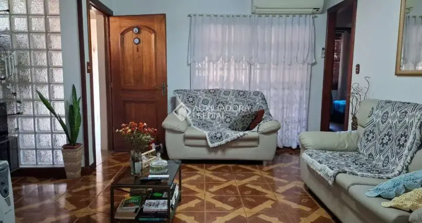Casa com 5 quartos à venda na Rua Pasteur, 385, Ipanema, Porto Alegre