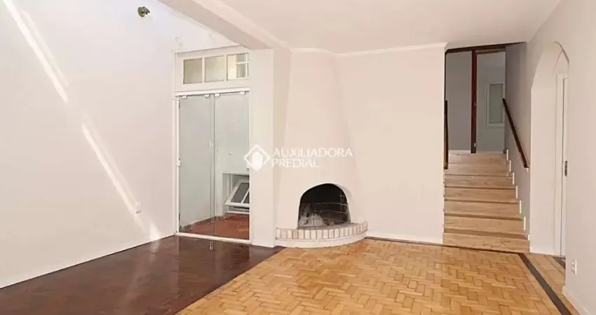 Casa com 4 quartos à venda na Rua Doutor Prudente de Moraes, 320, Chácara das Pedras, Porto Alegre