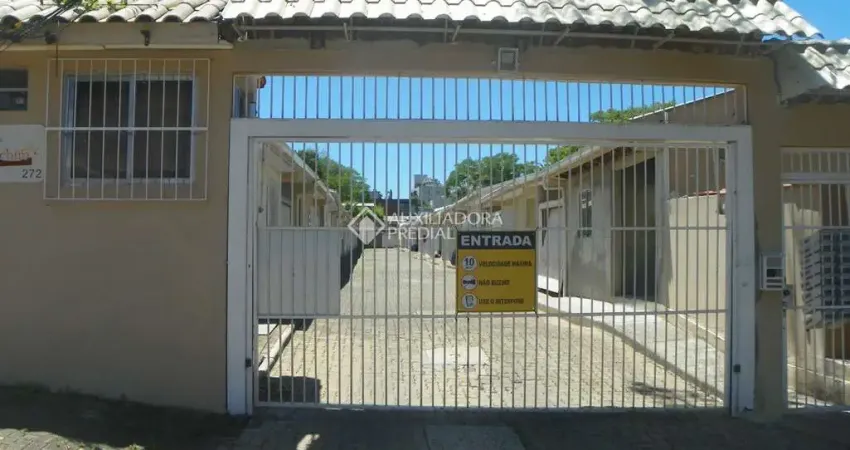 Casa em condomínio fechado com 2 quartos à venda na Rua Erechim, 272, Nonoai, Porto Alegre