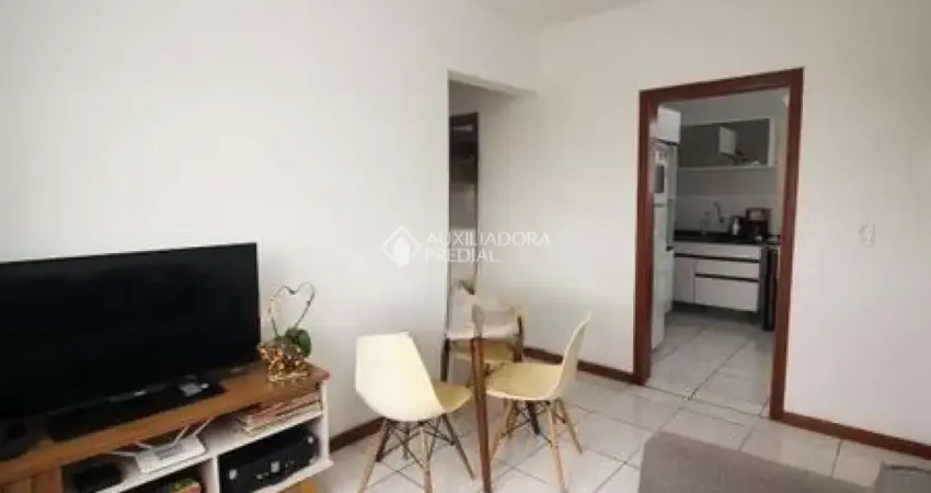 Apartamento com 2 quartos à venda na Travessa Escobar, 529, Camaquã, Porto Alegre