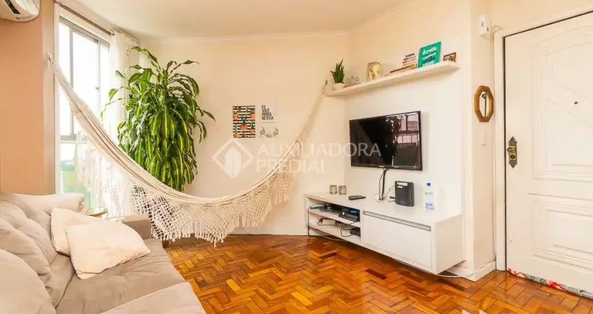 Apartamento com 3 quartos à venda na Rua Coronel Massot, 520, Camaquã, Porto Alegre