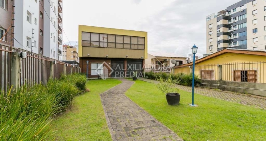 Prédio à venda na Rua Doutor Pereira Neto, 114, Tristeza, Porto Alegre