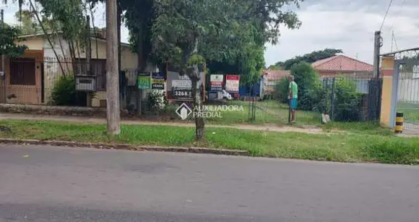 Terreno em condomínio fechado à venda na Rua Tamandaré, 744, Camaquã, Porto Alegre