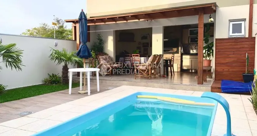 Casa em condomínio fechado com 3 quartos à venda na Rua Jean Vardaramatos, 157, Hípica, Porto Alegre