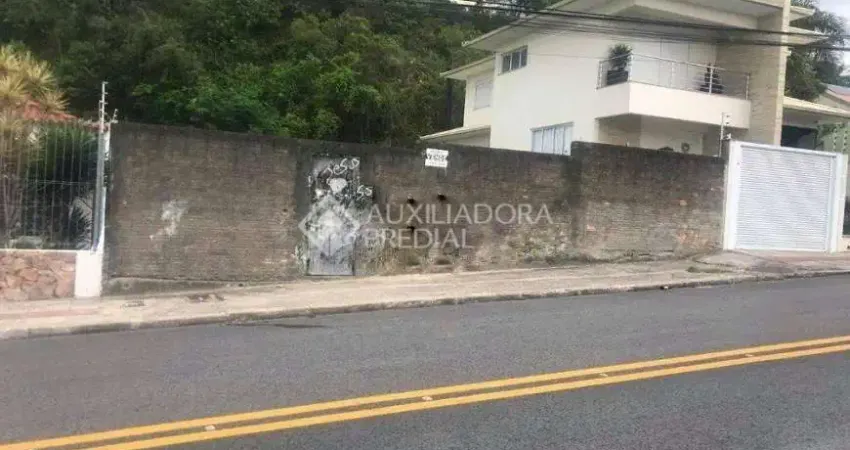 Terreno à venda na Rua Paula Ramos, 1, Coqueiros, Florianópolis