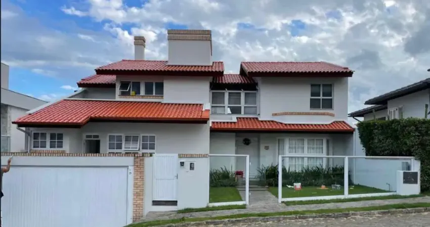 Casa com 3 quartos à venda na Rua Doutor Celso Nicodemus Lopes, 145, João Paulo, Florianópolis