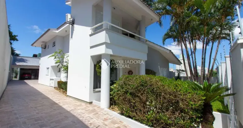 Casa com 3 quartos à venda na Rua Santa Rita de Cássia, 1329, Coloninha, Florianópolis