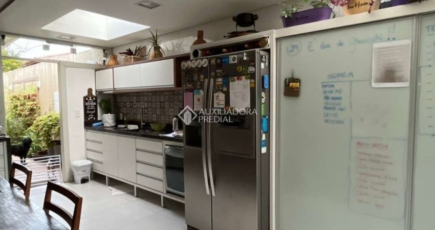 Casa com 4 quartos à venda na Avenida Vinícius de Moraes, 278, Córrego Grande, Florianópolis