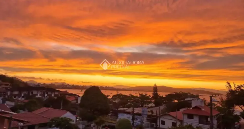 Apartamento com 2 quartos à venda na Rodovia Tertuliano Brito Xavier, 2501, Jurerê, Florianópolis