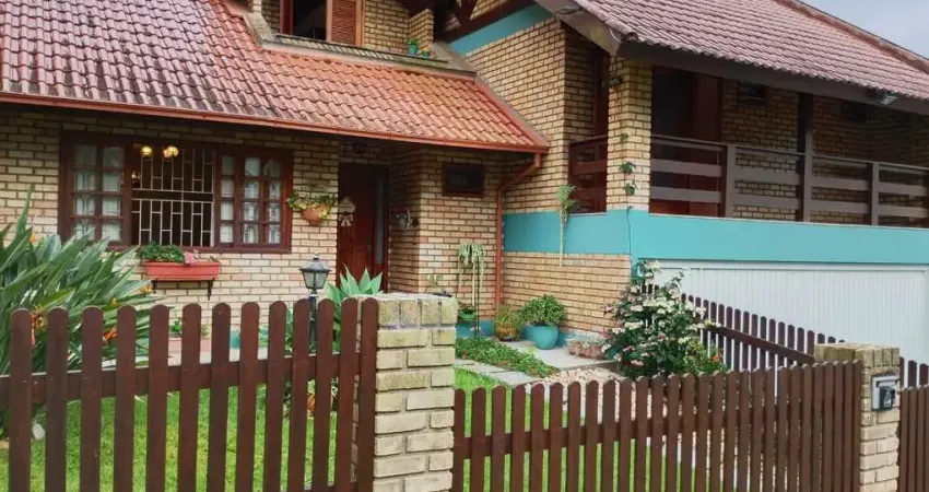 Casa com 4 quartos à venda na Rua Vergílio Ponciano, 102, João Paulo, Florianópolis