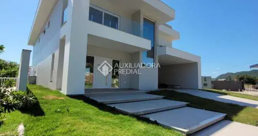 Casa em condomínio fechado com 4 quartos à venda na Rodovia Armando Calil Bulos, 4801, Ingleses do Rio Vermelho, Florianópolis