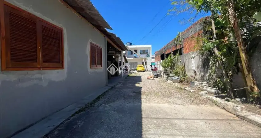 Terreno à venda na da Pedra, 140, Tapera, Florianópolis