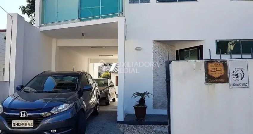 Casa com 3 quartos à venda na Rua São Vicente de Paula, 593, Agronômica, Florianópolis