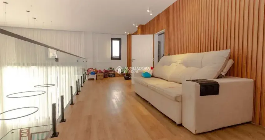 Casa em condomínio fechado com 6 quartos à venda na Rodovia Jornalista Manoel de Menezes, 2129, Barra da Lagoa, Florianópolis