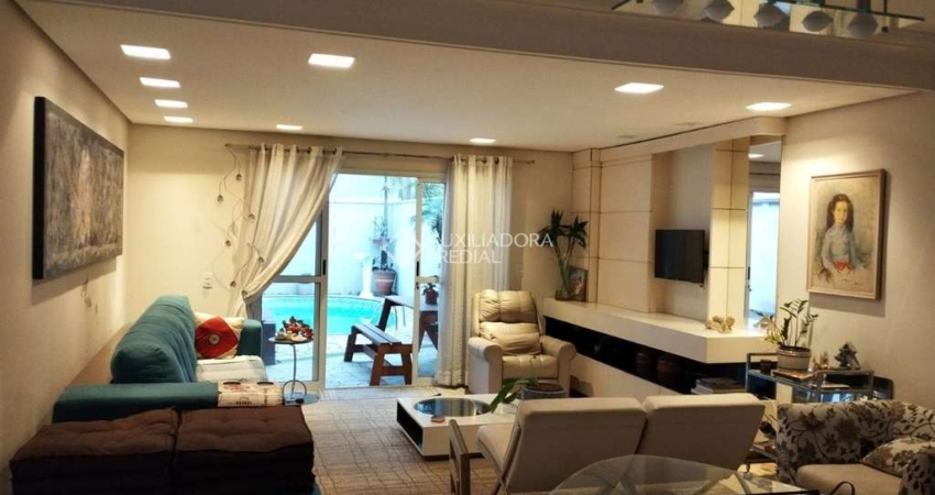 Casa com 4 quartos à venda na Avenida Wallace Simonsen, 804, Nova Petrópolis, São Bernardo do Campo