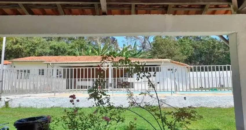 Casa com 5 quartos à venda na Rua Antonio Sidnei Gerbelli, 16, Batistini, São Bernardo do Campo