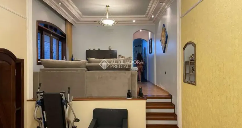 Casa com 4 quartos à venda na Rua Afonso Furtado de Mendonça, 386, Ferrazópolis, São Bernardo do Campo