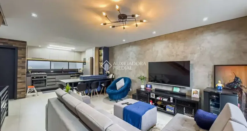 Casa com 3 quartos à venda na Rua Laércio de Paula Rosa, 44, Alves Dias, São Bernardo do Campo