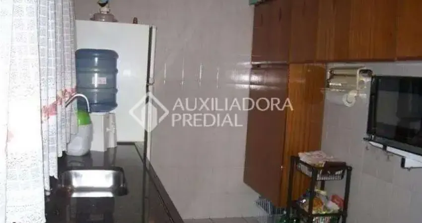 Casa com 3 quartos à venda na Rua Helena Aparecida Secol, 610, Nova Petrópolis, São Bernardo do Campo
