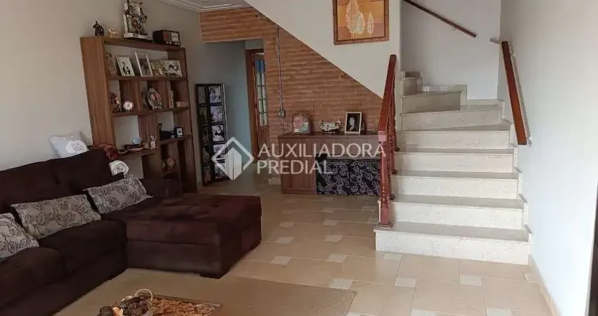 Casa com 3 quartos à venda na Rua Almeida Brandão, 219, Jordanópolis, São Bernardo do Campo