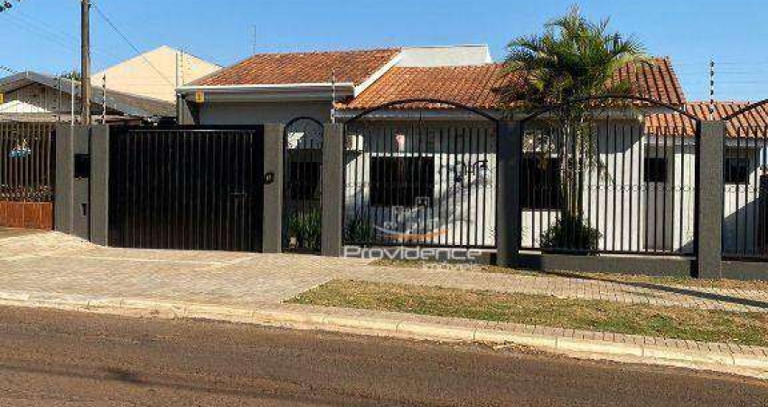 Casa com 4 dormitórios à venda, 180 m² por R$ 850.000 - Santo Onofre - Cascavel/PR