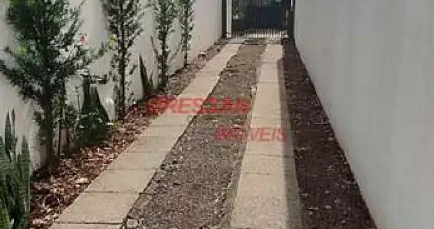 Casa com ar condicionado estalado  Cerca elétrica no perímetro  Vaga até 4carros