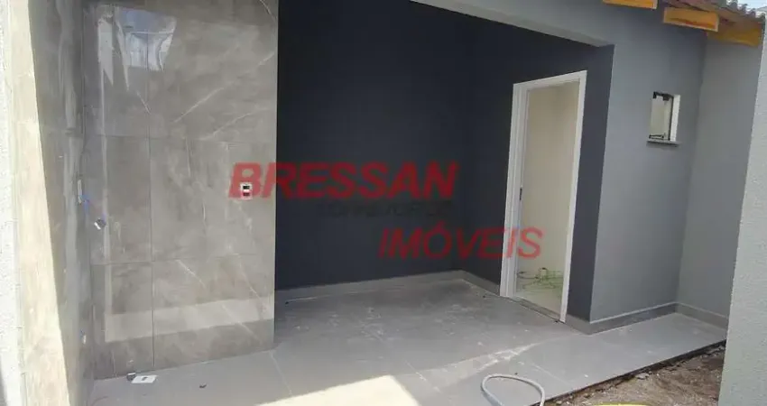 Casa nova com edícula churrasqueira e lavabo já pronto com suíte mais dois qqto