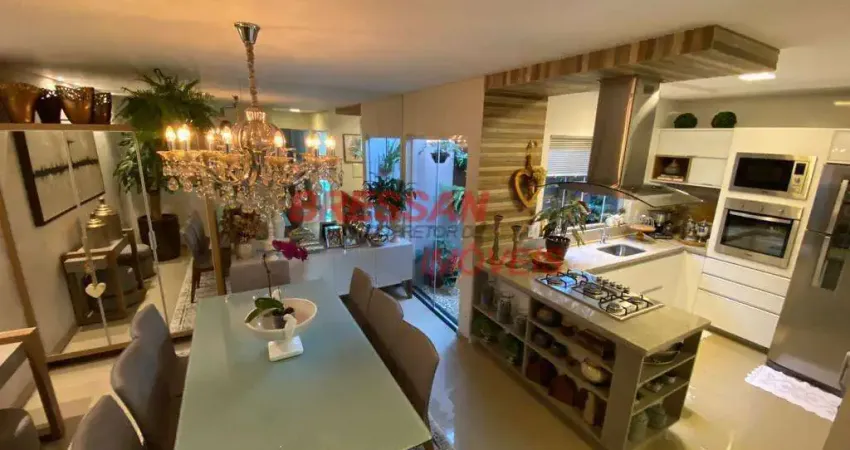 Triplex a venda no parque são paulo com 185 mts com suíte dois quartos .