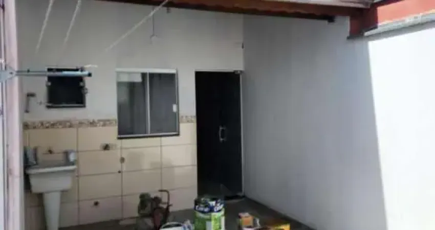 Sobrado para Venda em Sorocaba, Jardim Itália, 2 dormitórios, 1 banheiro, 1 vaga