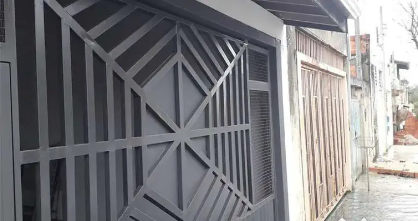 Casa para Venda em Sorocaba, Jardim Nilton Torres, 3 dormitórios, 1 suíte, 1 banheiro, 2 vagas