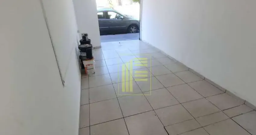 Salão para locação no São Judas Tadeu com 03 salas e 02 banheiros.
