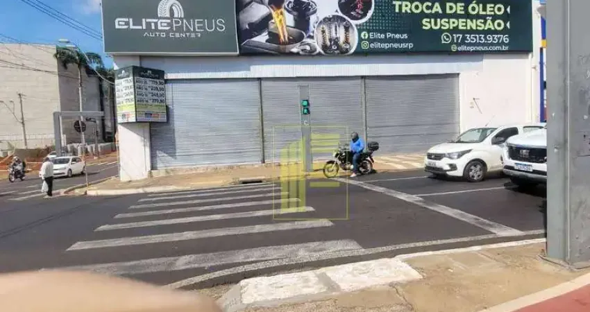 Barracão para locação na Avenida Bady Bassit com 564 m².