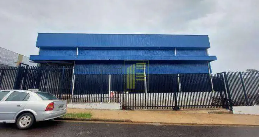Barracão novo com doca, saída para a rodovia Washington Luiz, 550m² de construção.