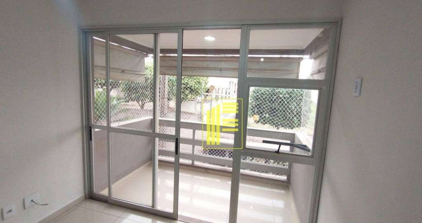 Apartamento com 03 quartos, sacada e 02 vagas para locação próximo ao Shopping Plaza Avenida.